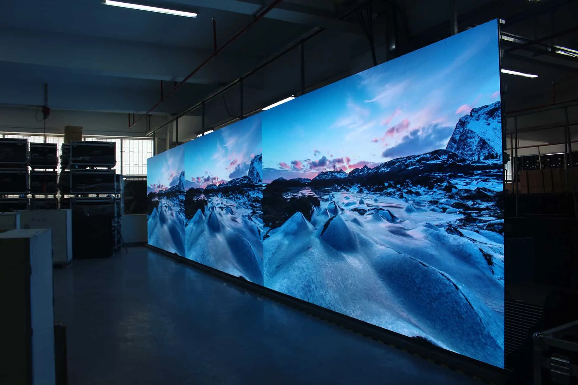 شاشات LED